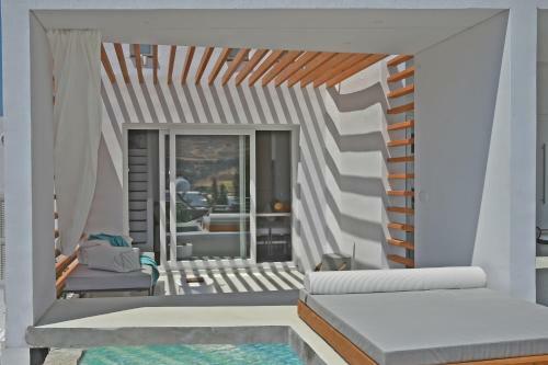 Villa Tinos Blend Suites