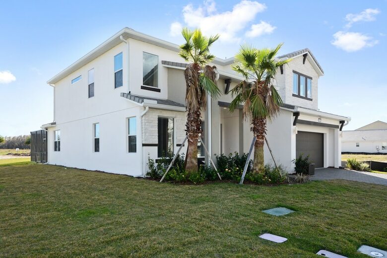 Stunning Vacation Home So3890
