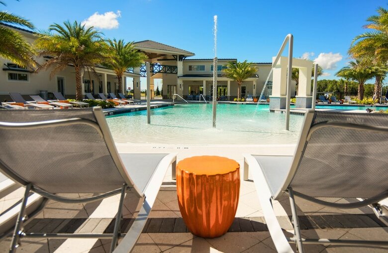 Stunning Vacation Home So3890