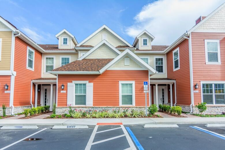 Magical Season House Summerville Su7528