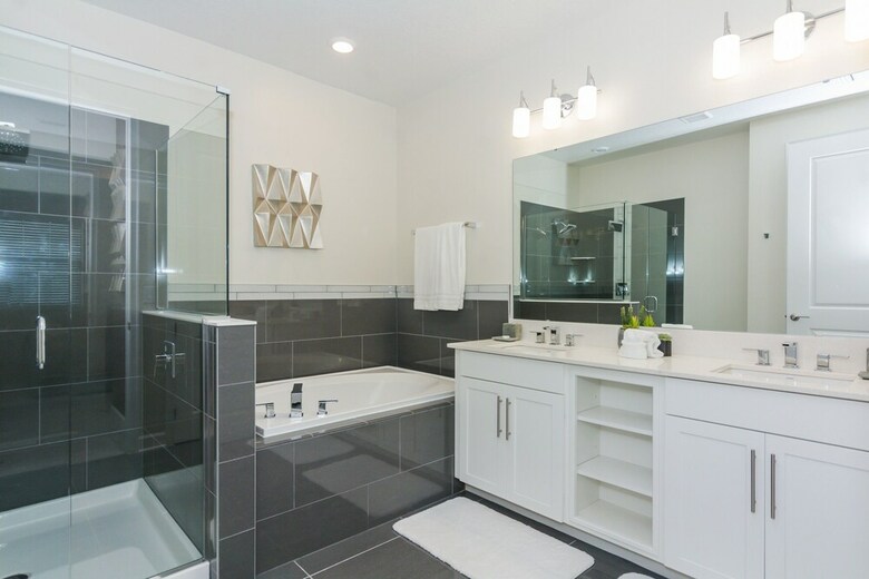 Top Deluxe Apartment At Storey Lake 262817