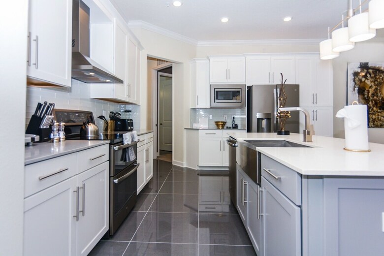 Top Deluxe Apartment At Storey Lake 262817