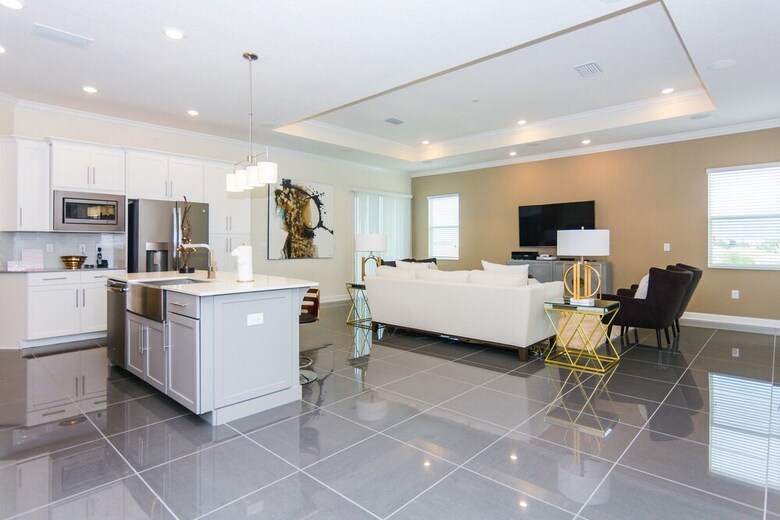 Top Deluxe Apartment At Storey Lake 262817