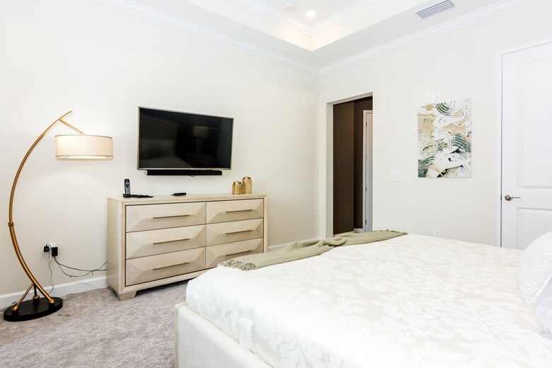 Top Deluxe Apartment At Storey Lake 262817
