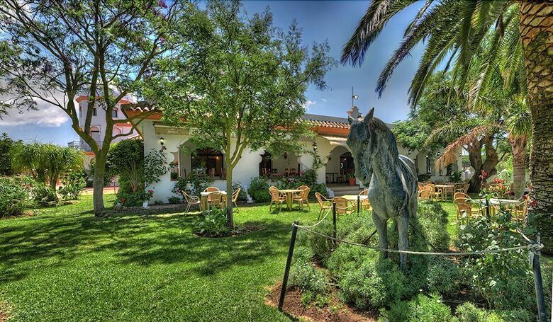 Hostal Alhambra