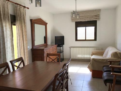 Apartamentos Miguel Angel