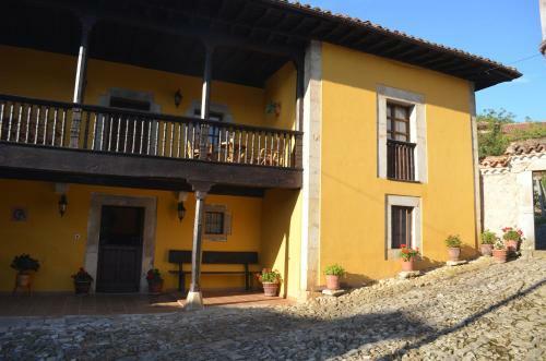 Hostal Casa Rural La Corrolada