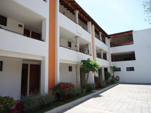 Hotel Aguazul