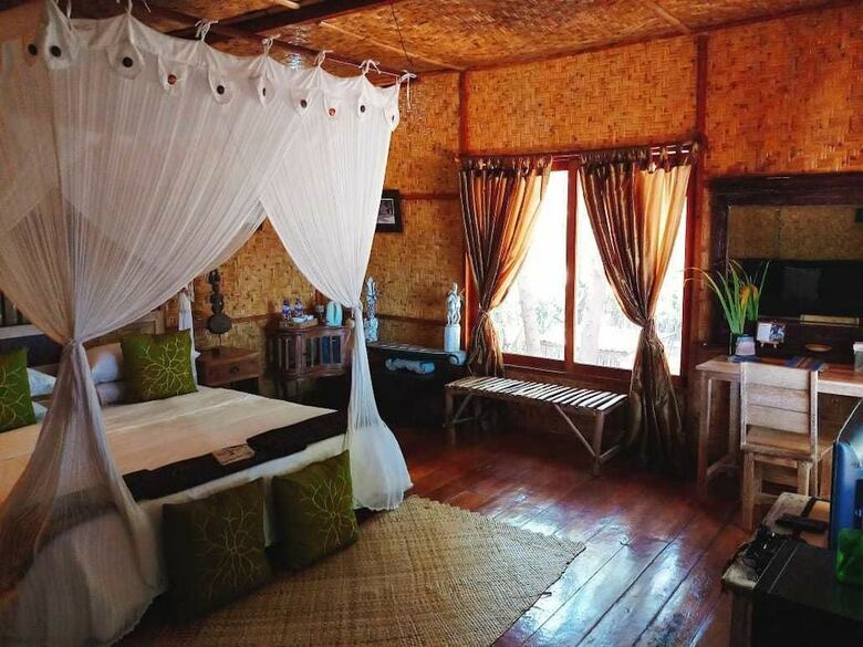 Bed & Breakfast Cemara Beach Resort