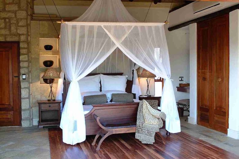 Posada Shumbalala Game Lodge