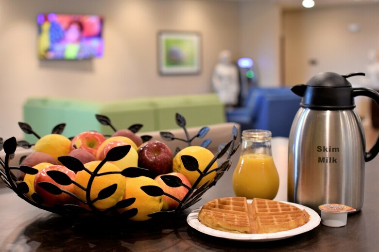 Hotel Comfort Inn And Suites