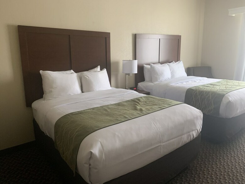 Hotel Comfort Inn And Suites