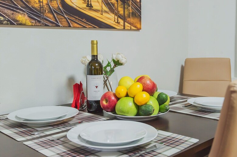 Gm Apartment Nikolaeva 1