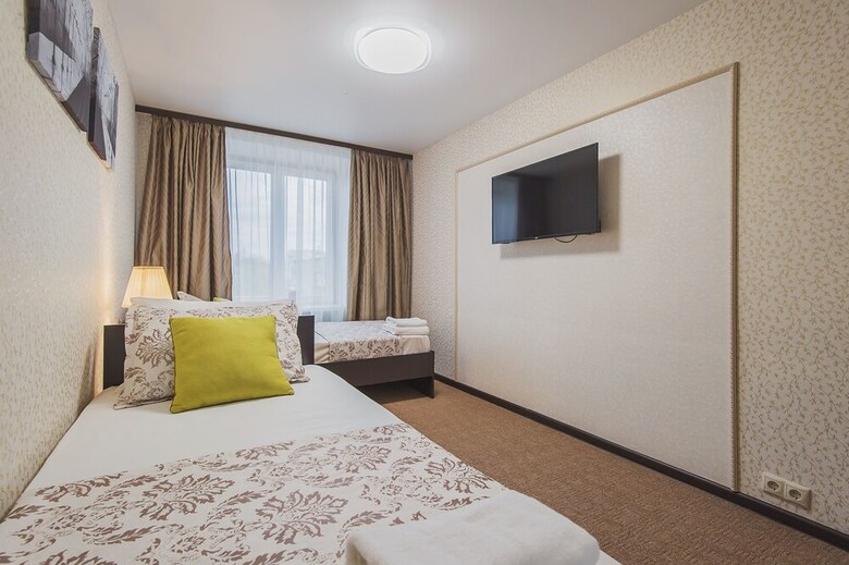 Gm Apartment Nikolaeva 1