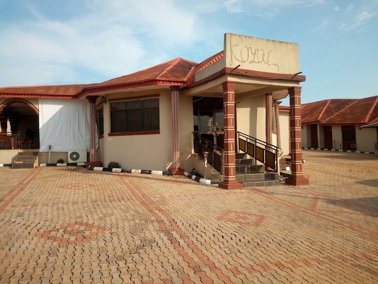 Royal Palace Hotel