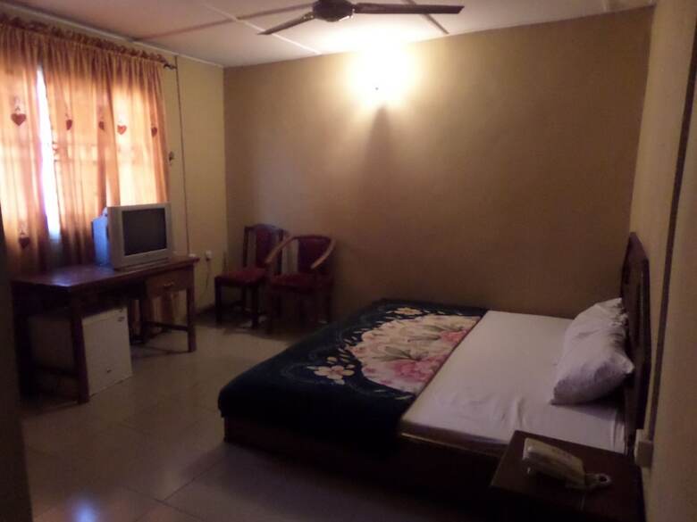 Royal Palace Hotel