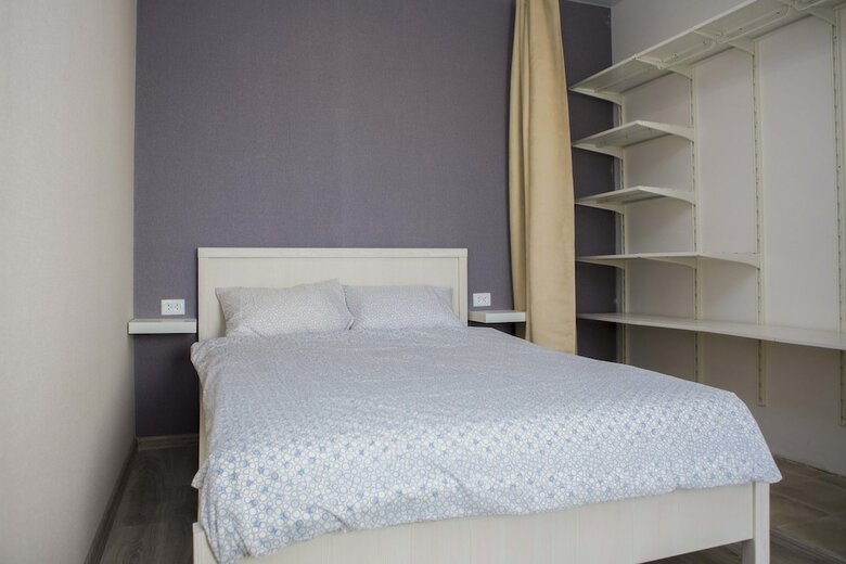 Apartment On Shvernika 9