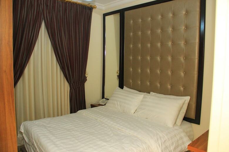 Shami Plaza Hotel
