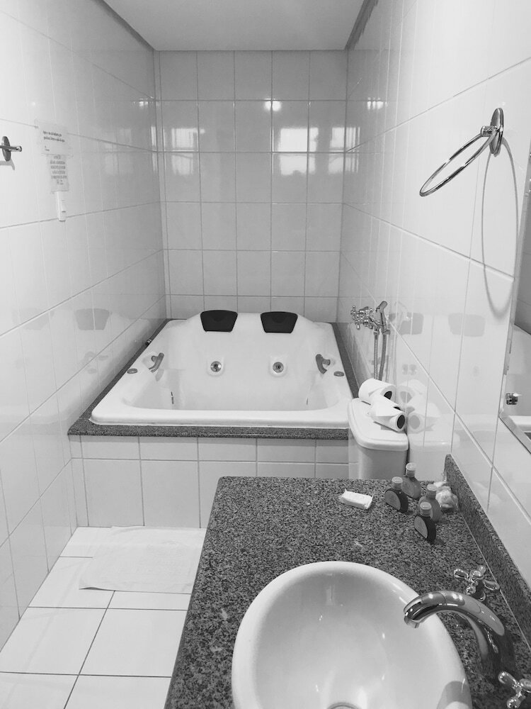 Serema Palace Hotel