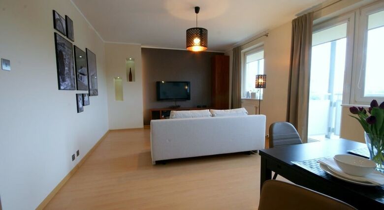 Irs Royal Apartments Mlyniec