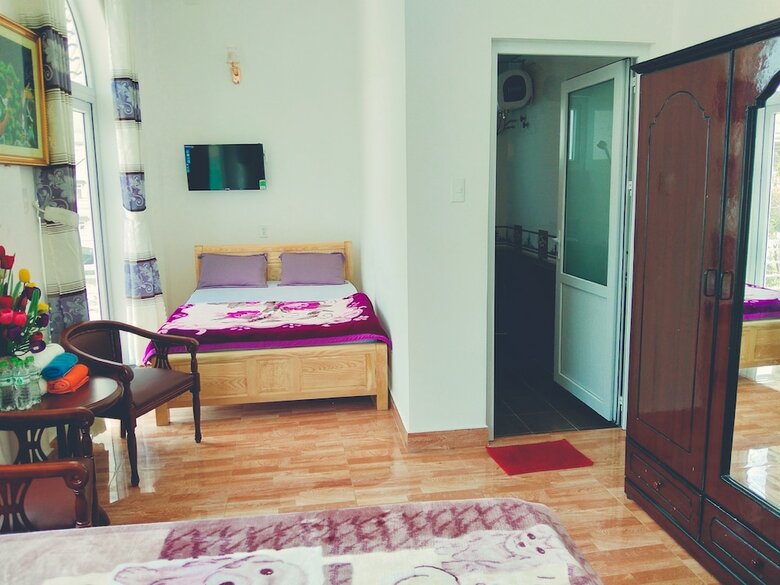 Hotel Nha Nghi Tung Lam