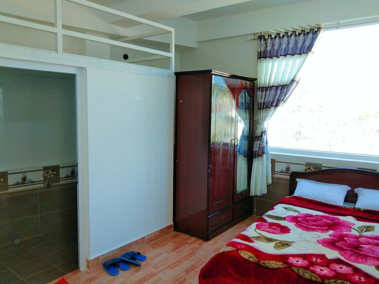 Hotel Nha Nghi Tung Lam