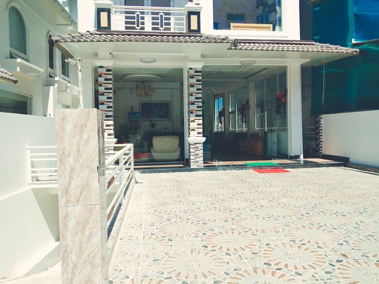 Hotel Nha Nghi Tung Lam