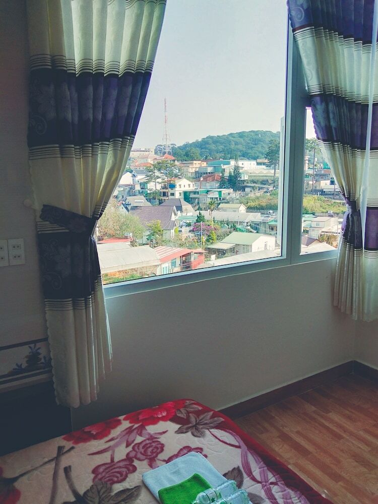 Hotel Nha Nghi Tung Lam