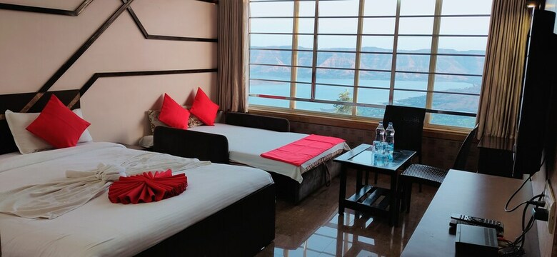 Hotel River Palace
