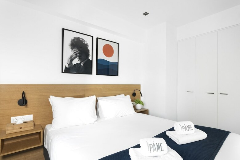 Hotel Pame House