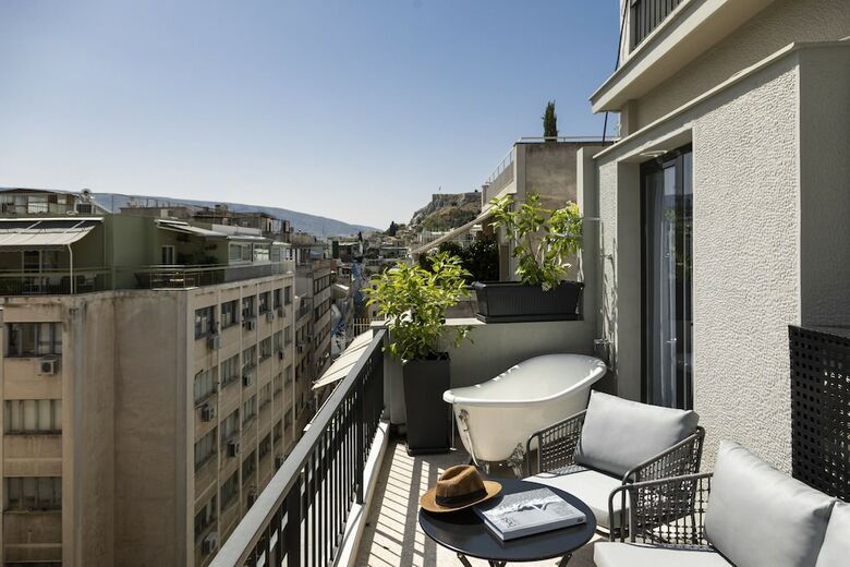 Hotel Pame House