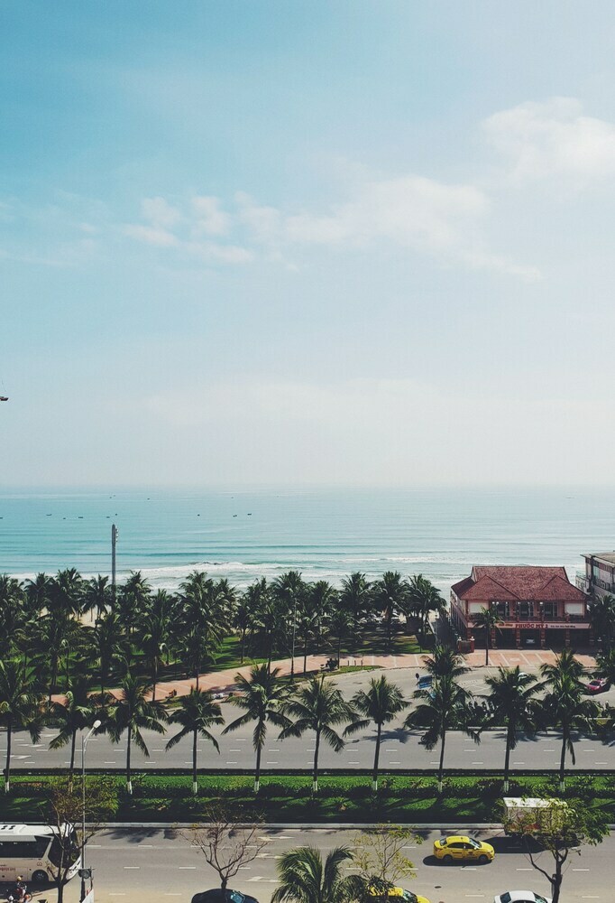 Hostal The Glomad Da Nang Hotel - Hostel