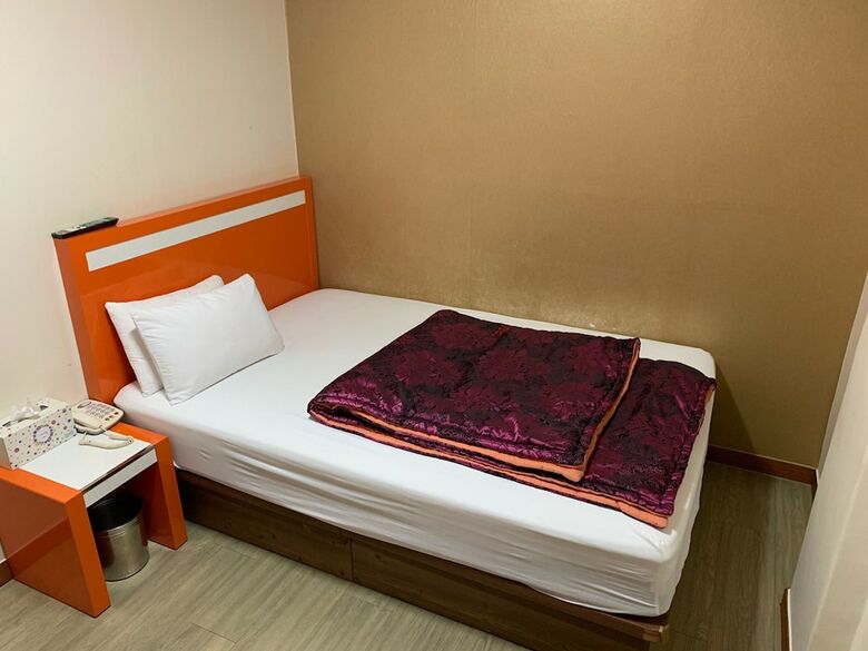 Hotel Plus Motel