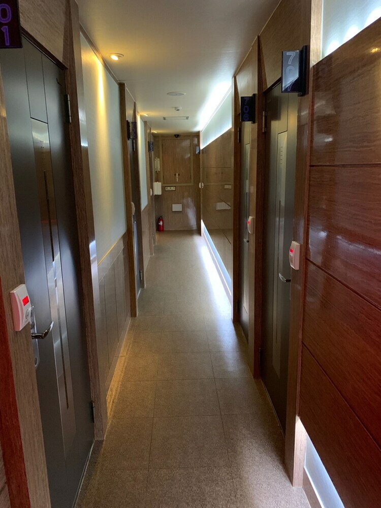 Hotel Plus Motel