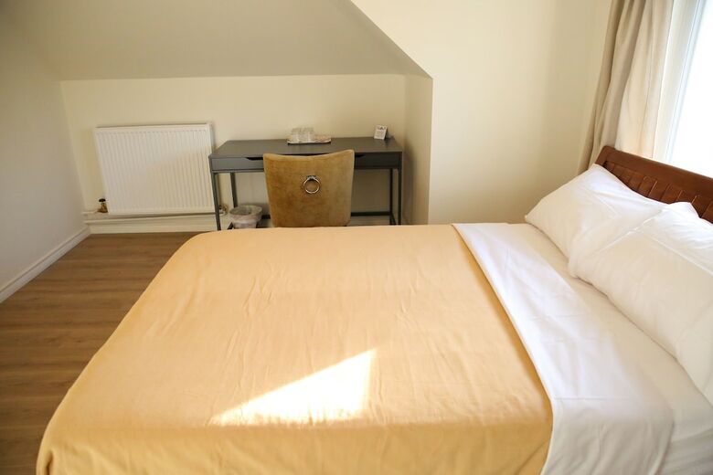 Apartamentos Elegant Suite At 700 Bathurst
