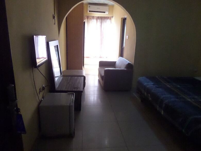 Keblat Hotel  Suites