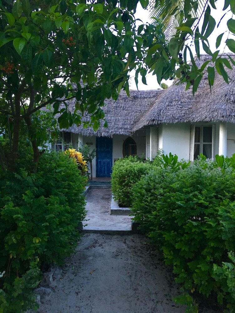 Hotel Driftwood Beach Lodge