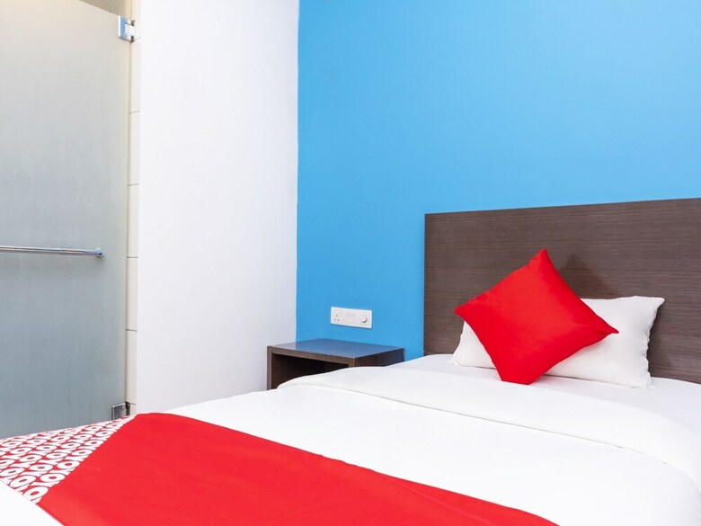 Oyo 705 Golden Pearl Hotel