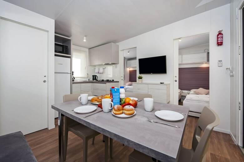 Mediteran Kamp Mobile Homes In Camping Puntica