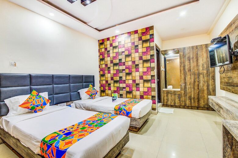 Fabhotel Mayuri Residency