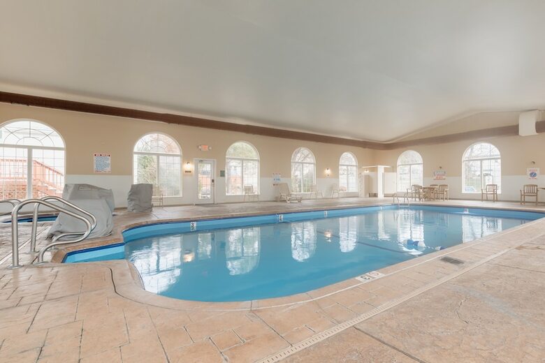 Surrey Townhomes By Capital Vacations