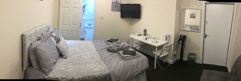 Hotel Broadstone House Near Glasgow Airport