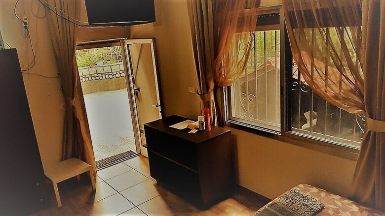 Hotel Garden Master Bedrooms Residence