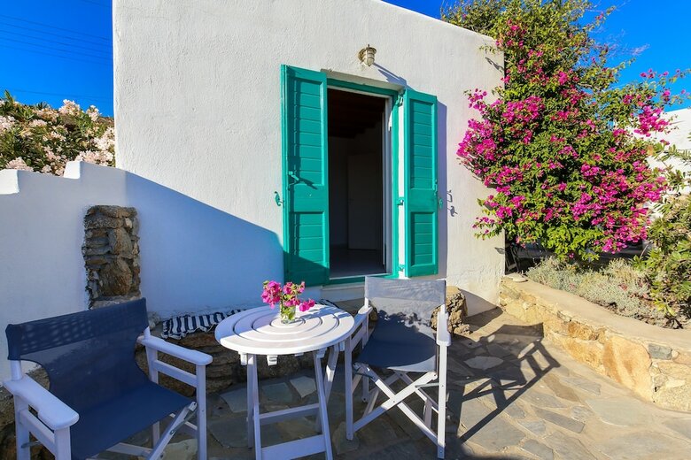Antoninis Village Complex
