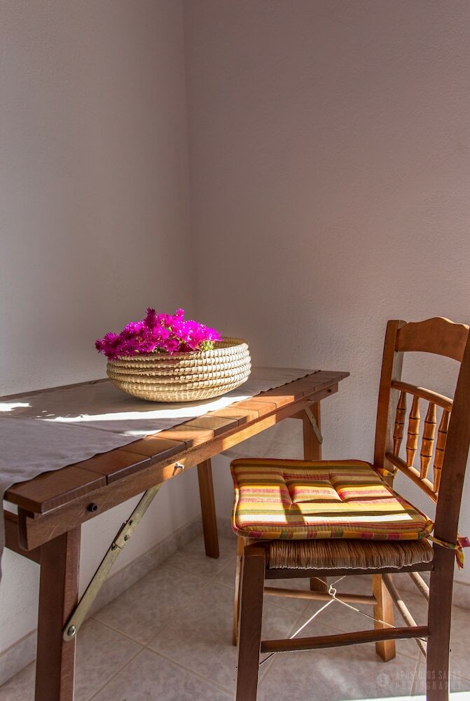 Antoninis Village Complex