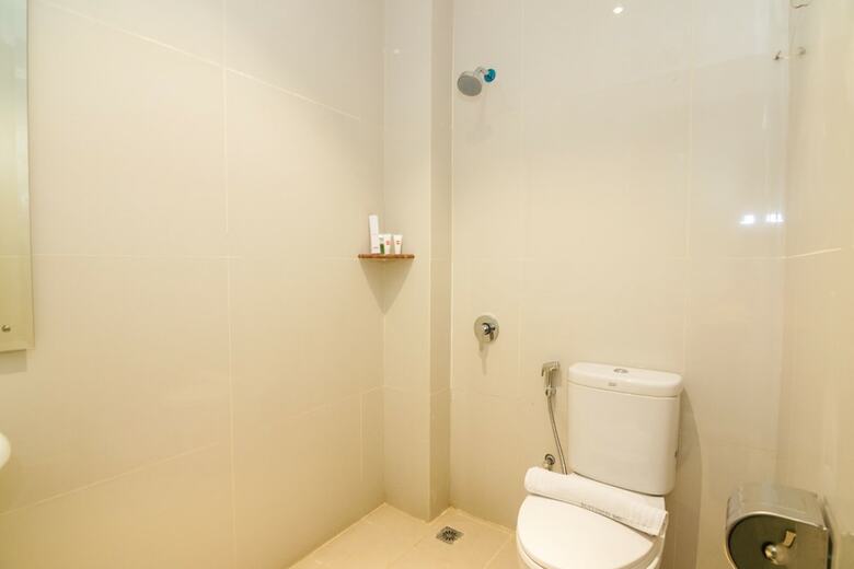 Blitz Hotel Batam Centre