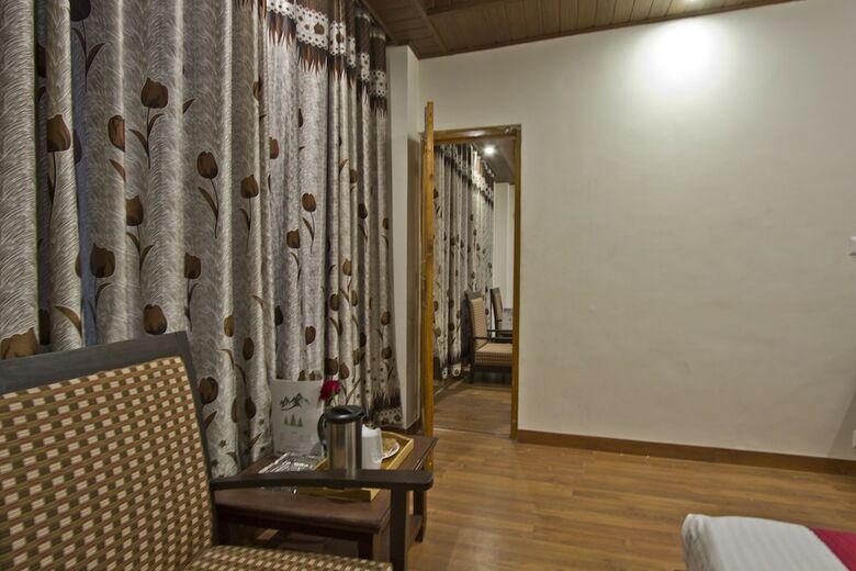 Hotel Manali Mountain Regency