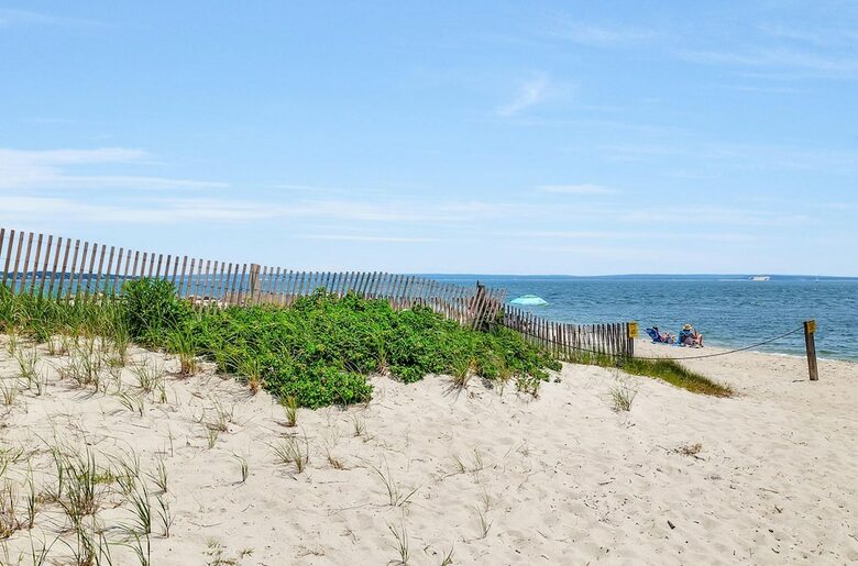 North Fork Waterfront Beach House