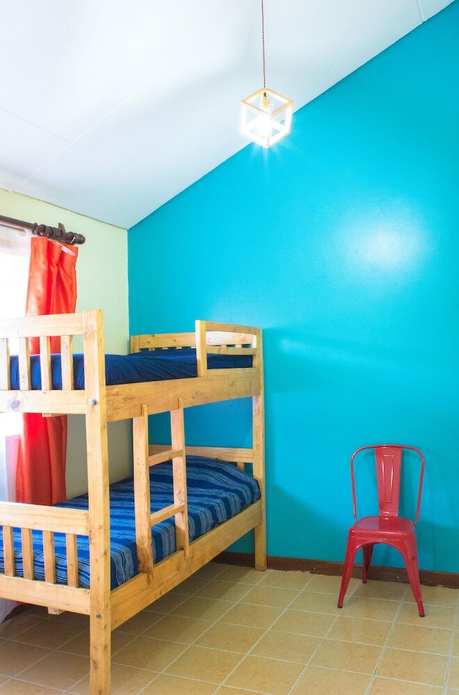 Hostal Naisula Place - Hostel