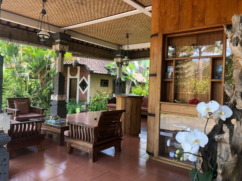 Bed & Breakfast Nirarta Centre For Living Awareness